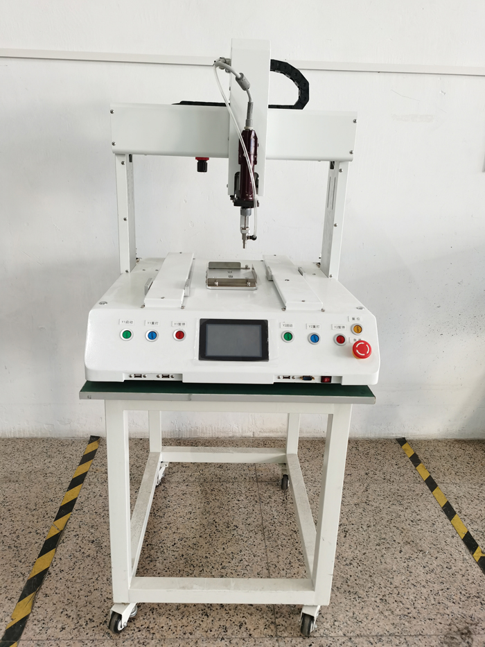 四軸自動螺絲機